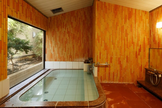 私学事業団　鎌倉あじさい荘