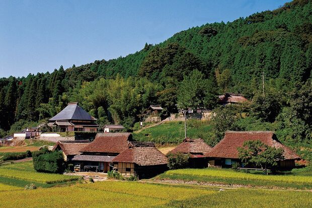 八塔寺ふるさと館